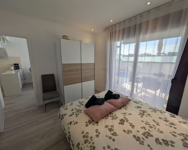 3 slaapkamer Villa te koop in Cabo Roig met zwembad - € 450.000 (Ref: 9552046)