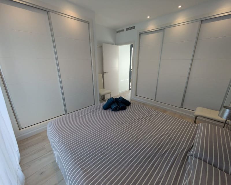 3 slaapkamer Villa te koop in Cabo Roig met zwembad - € 450.000 (Ref: 9552046)