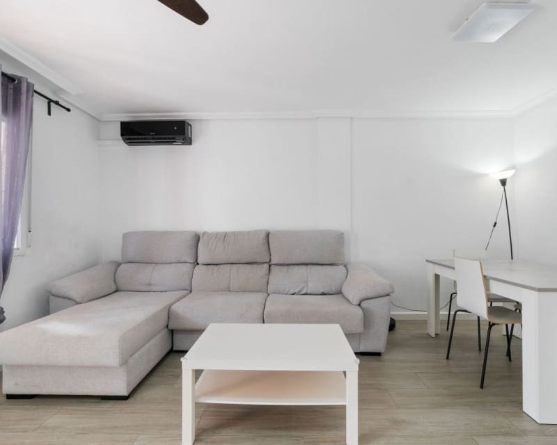 3 bedroom Townhouse for sale in Playa Flamenca with pool - € 285,000 (Ref: 9552057)