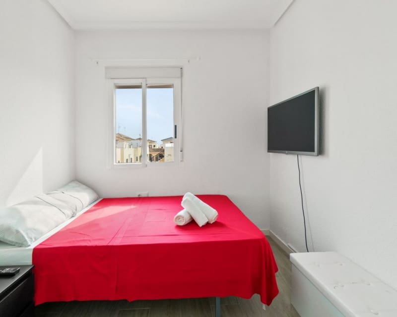 3 bedroom Townhouse for sale in Playa Flamenca with pool - € 285,000 (Ref: 9552057)