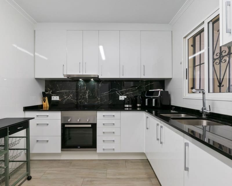 3 bedroom Townhouse for sale in Playa Flamenca with pool - € 285,000 (Ref: 9552057)