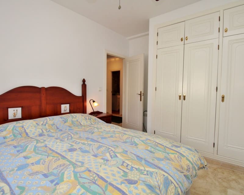 3 bedroom Villa for sale in Villamartin with pool - € 465,000 (Ref: 9552058)