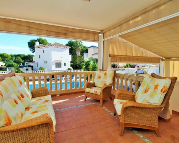 3 chambre Villa/Maison à vendre à Villamartin, Orihuela avec piscine - 465 000 € (Ref: 9552058)