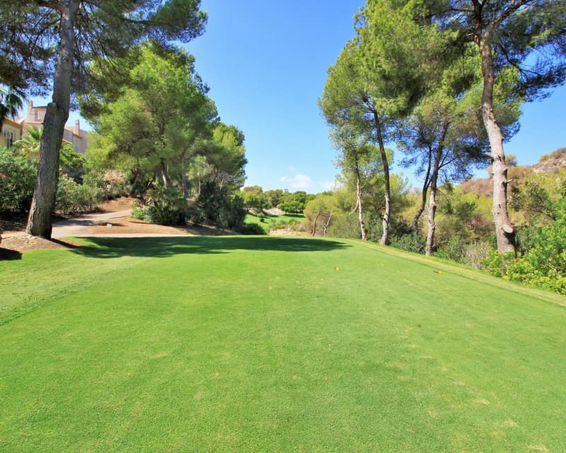 3 bedroom Villa for sale in Villamartin with pool - € 465,000 (Ref: 9552058)