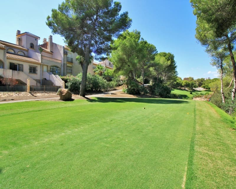 3 bedroom Villa for sale in Villamartin with pool - € 465,000 (Ref: 9552058)