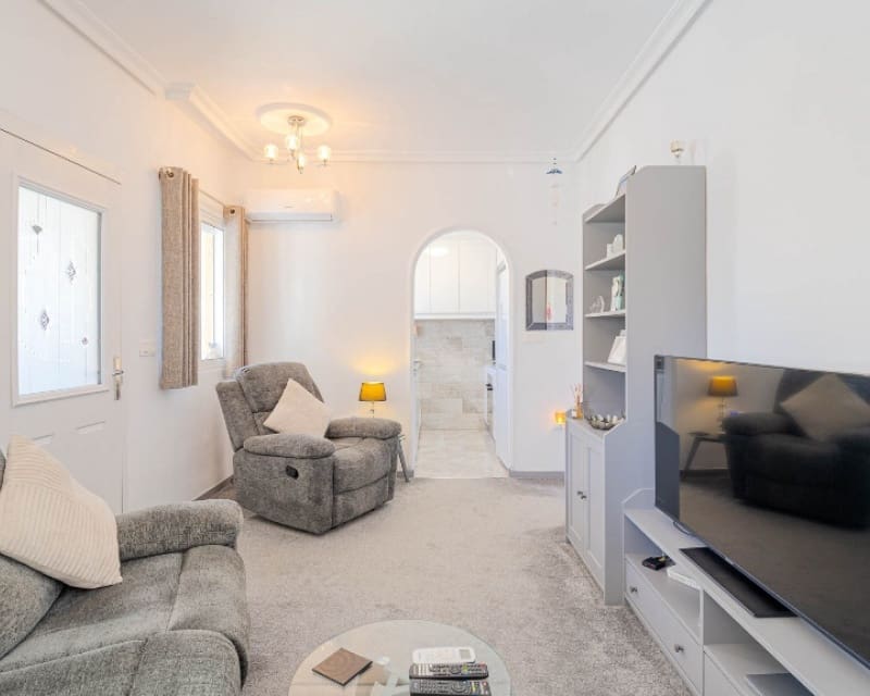 2 soverom Villa til salgs i Los Altos med svømmebasseng - € 264 900 (Ref: 9552063)