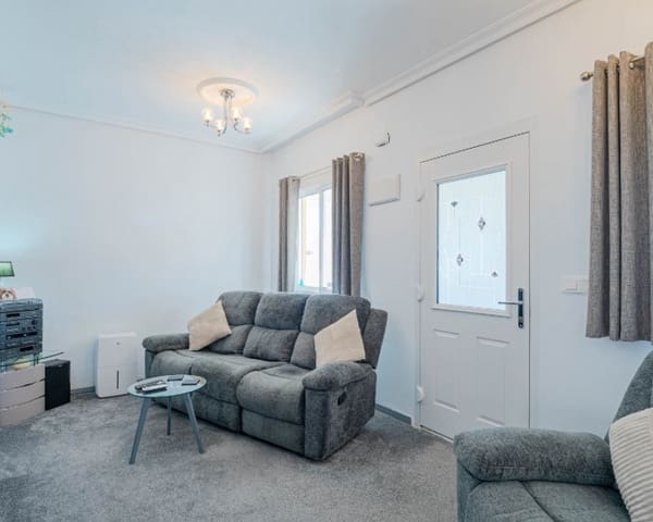 2 soverom Villa til salgs i Los Altos med svømmebasseng - € 264 900 (Ref: 9552063)