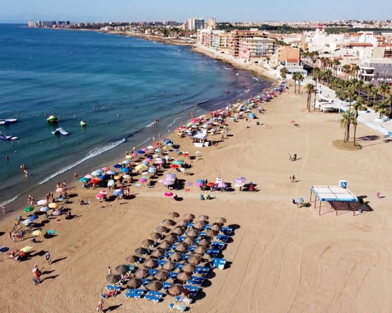 2 soveværelse Villa til salg i Los Altos med swimmingpool - € 290.000 (Ref: 9552070)