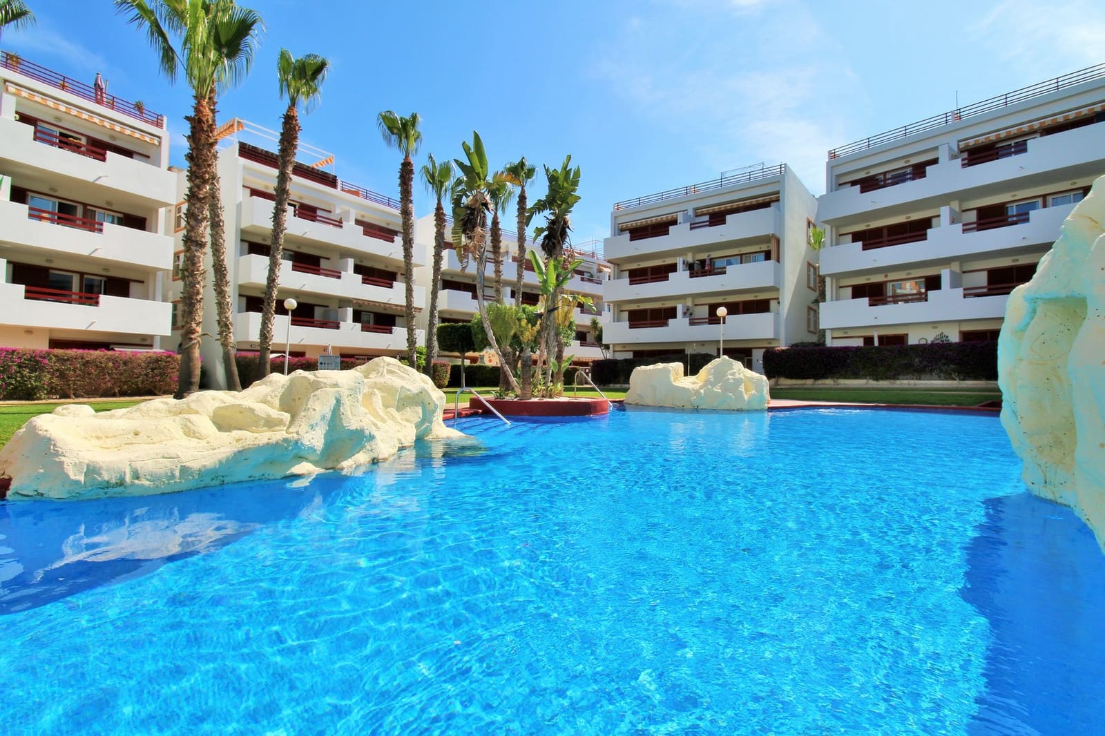 2 bedroom Apartment for sale in Playa Flamenca with pool - € 169,950 (Ref: 9552076)