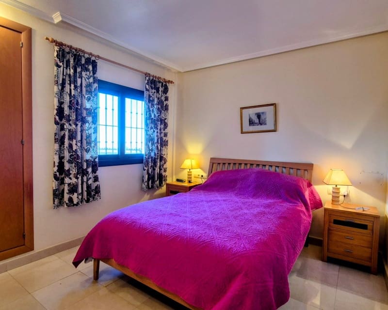 2 soveværelse Lejlighed til salg i Villamartin med swimmingpool - € 235.000 (Ref: 9552079)