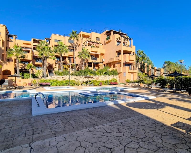 2 soveværelse Lejlighed til salg i Villamartin med swimmingpool - € 235.000 (Ref: 9552079)