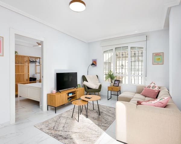 3 quarto Moradia para venda em Cabo Roig, Orihuela com piscina - 365 000 € (Ref: 9552081)