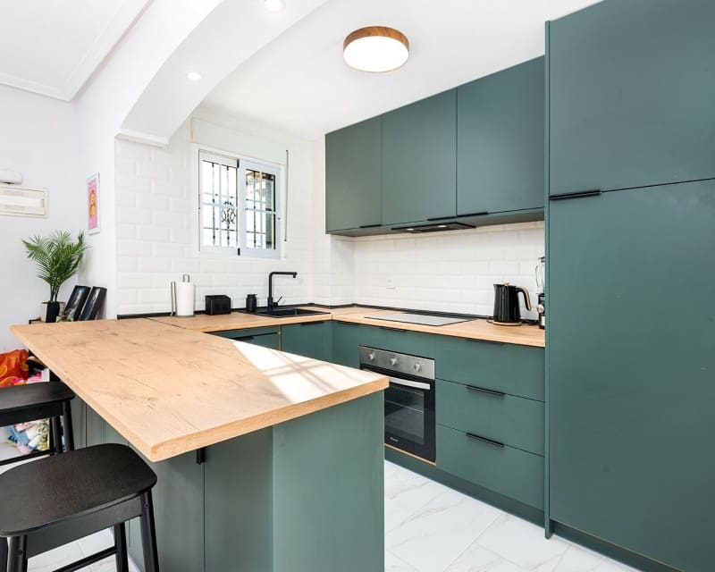 3 slaapkamer Villa te koop in Cabo Roig met zwembad - € 365.000 (Ref: 9552081)