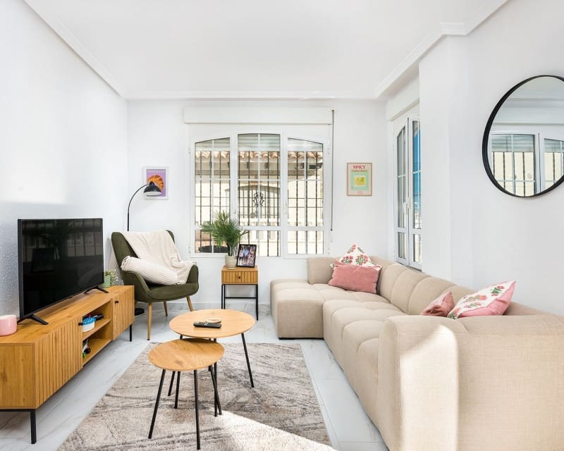 3 slaapkamer Villa te koop in Cabo Roig met zwembad - € 365.000 (Ref: 9552081)