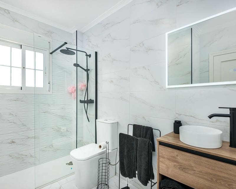 3 slaapkamer Villa te koop in Cabo Roig met zwembad - € 365.000 (Ref: 9552081)