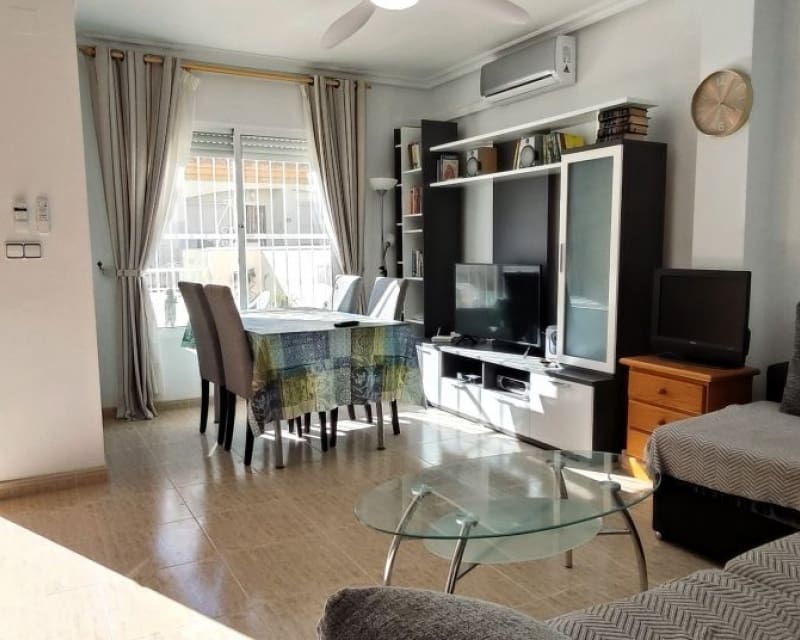 3 soverom Hus til salgs i Cabo Roig med svømmebasseng - € 229 500 (Ref: 9552082)