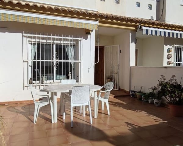 3 soverom Hus til salgs i Cabo Roig, Orihuela med svømmebasseng - € 229 500 (Ref: 9552082)