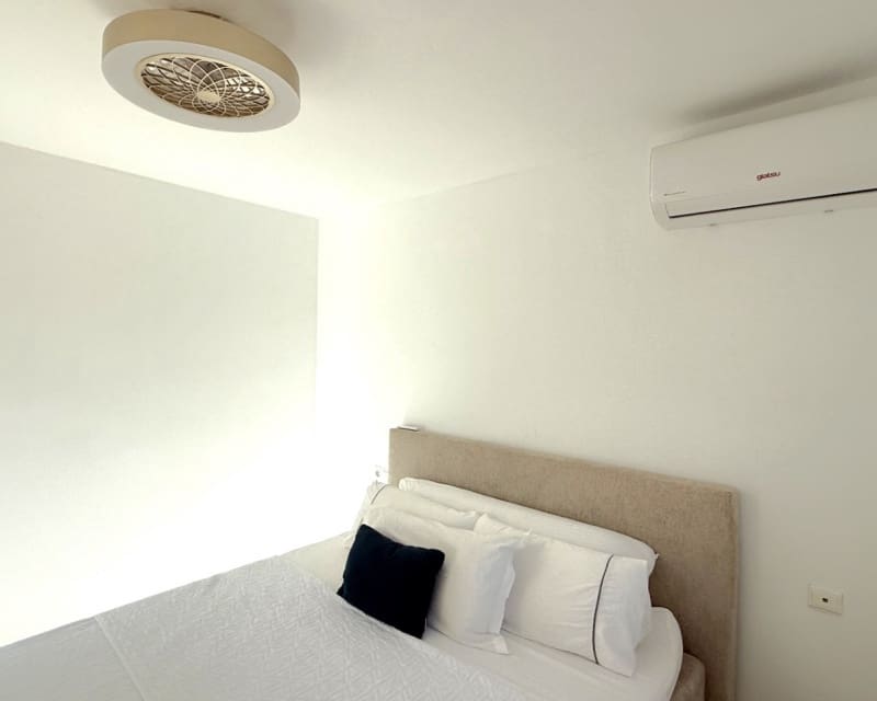 2 makuuhuone Huvila myytävänä paikassa Playa Flamenca mukana uima-altaan - 339 000 € (Ref: 9552086)