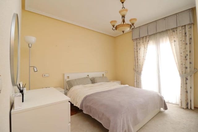 Casa de 3 habitaciones en Los Altos en venta con piscina - 275.000 € (Ref: 9552089)