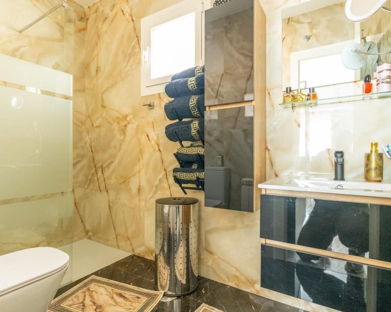 3 bedroom Villa for sale in Los Altos with pool - € 360,000 (Ref: 9552109)