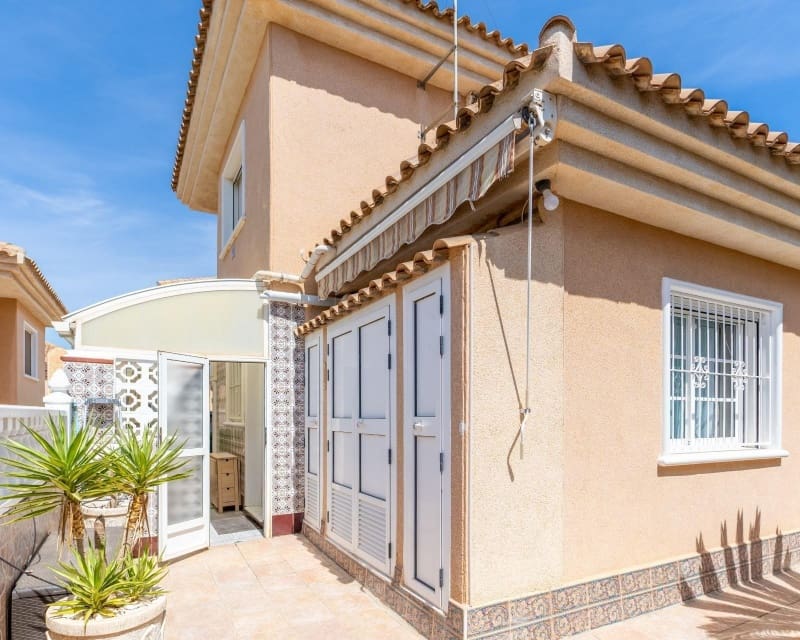3 bedroom Villa for sale in Los Altos with pool - € 360,000 (Ref: 9552109)
