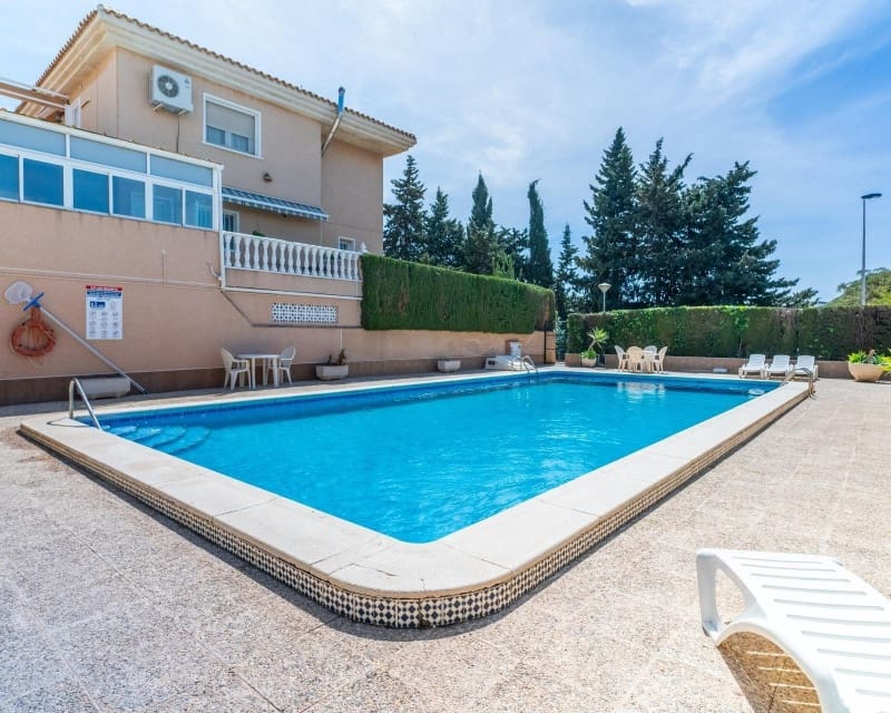 3 bedroom Villa for sale in Los Altos with pool - € 360,000 (Ref: 9552109)
