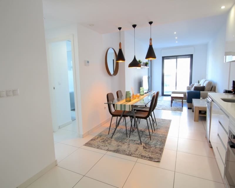 2 makuuhuone Huoneisto myytävänä paikassa Villamartin mukana uima-altaan - 235 000 € (Ref: 9552117)