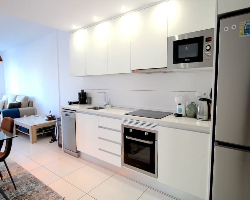 2 makuuhuone Huoneisto myytävänä paikassa Villamartin mukana uima-altaan - 235 000 € (Ref: 9552117)