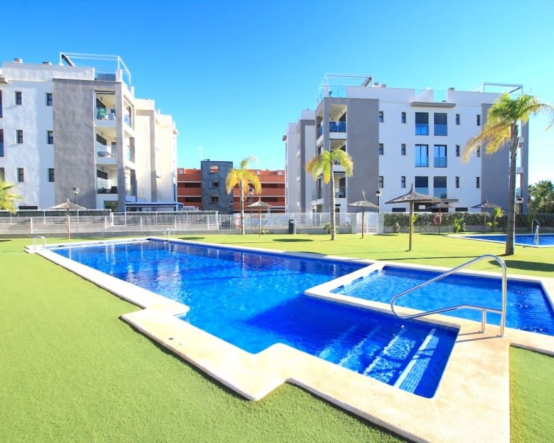 2 makuuhuone Huoneisto myytävänä paikassa Villamartin mukana uima-altaan - 235 000 € (Ref: 9552117)