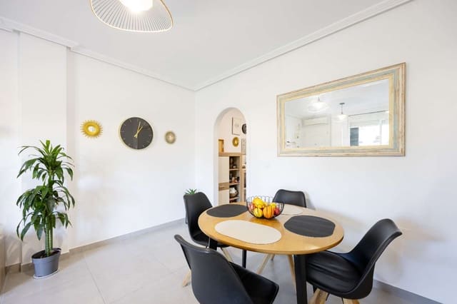 2 bedroom Apartment for sale in Villamartin, Orihuela with pool - € 169,900 (Ref: 9552128)