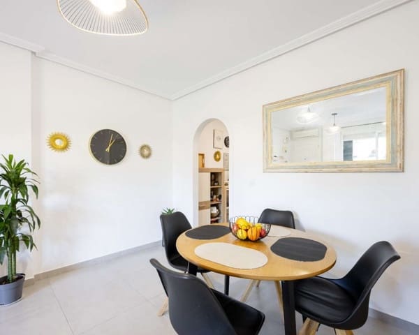 Apartamento de 2 habitaciones en Villamartin, Orihuela en venta con piscina - 169.900 € (Ref: 9552128)