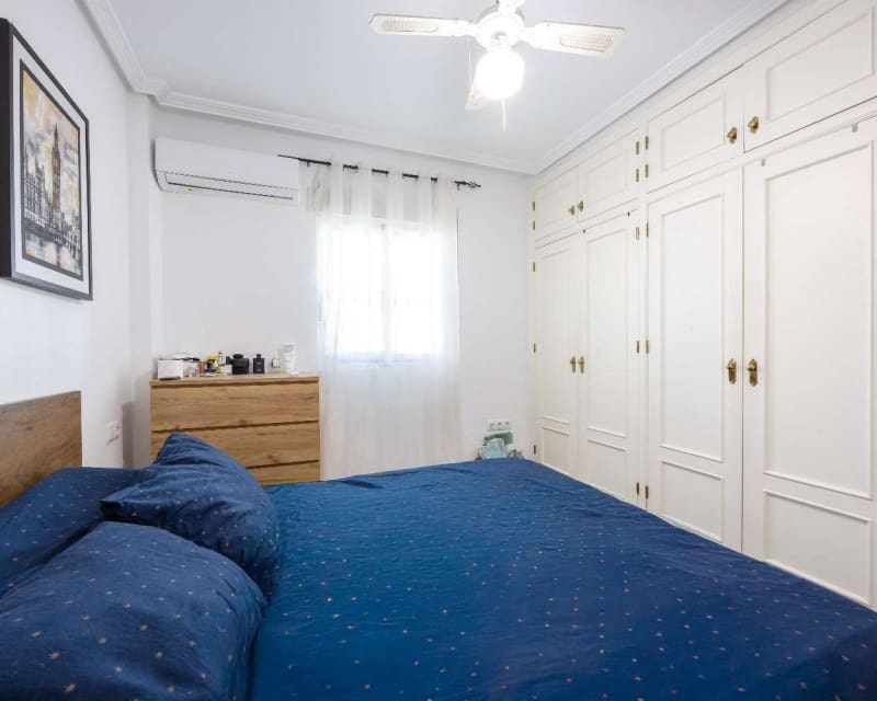 2 chambre Appartement à vendre à Villamartin avec piscine - 169 900 € (Ref: 9552128)