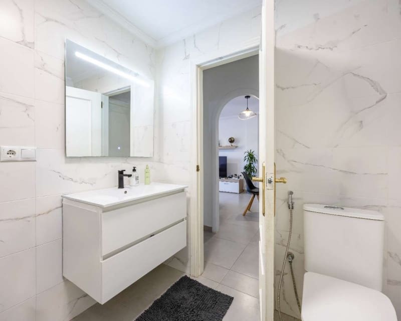 2 chambre Appartement à vendre à Villamartin avec piscine - 169 900 € (Ref: 9552128)