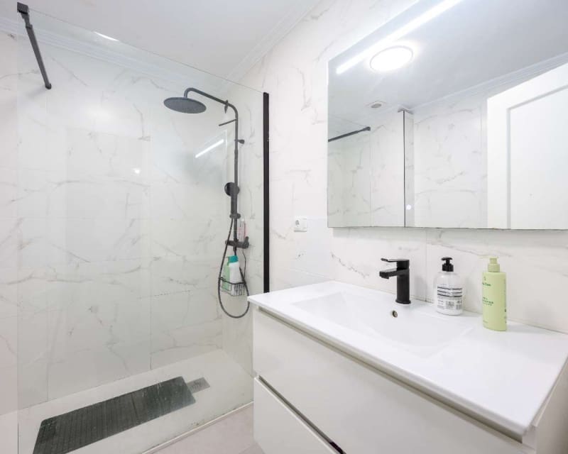 2 chambre Appartement à vendre à Villamartin avec piscine - 169 900 € (Ref: 9552128)