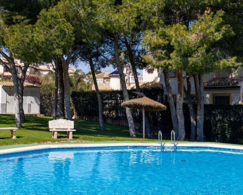 2 chambre Appartement à vendre à Villamartin avec piscine - 169 900 € (Ref: 9552128)