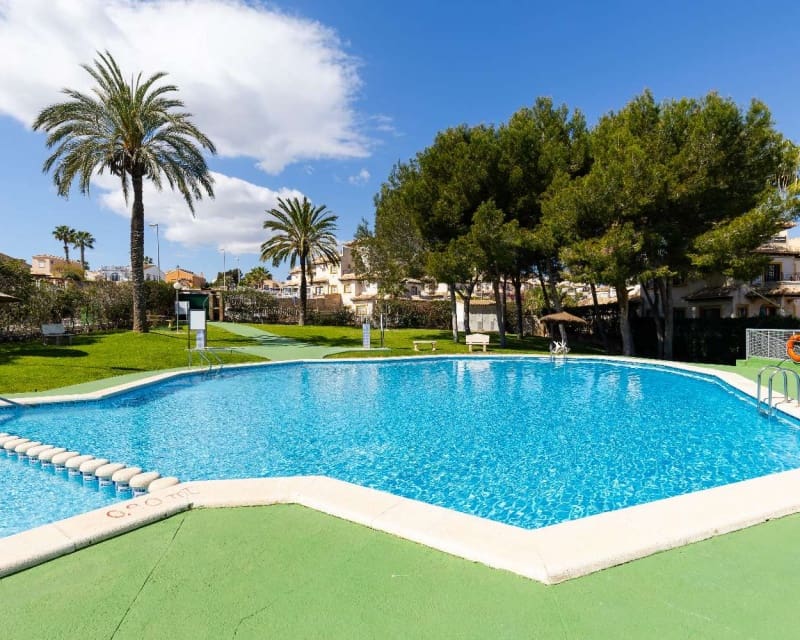 2 chambre Appartement à vendre à Villamartin avec piscine - 169 900 € (Ref: 9552128)