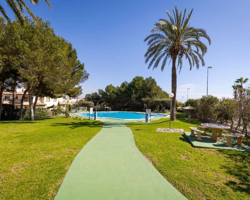 2 chambre Appartement à vendre à Villamartin avec piscine - 169 900 € (Ref: 9552128)