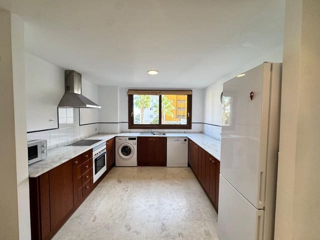 2 bedroom Apartment for sale in Punta Prima, Torrevieja with pool - € 265,000 (Ref: 9552130)