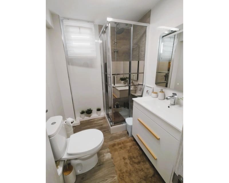 4 bedroom Villa for sale in Villamartin with pool - € 408,000 (Ref: 9552141)