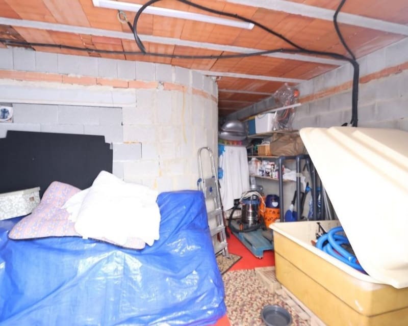 4 bedroom Villa for sale in Villamartin with pool - € 408,000 (Ref: 9552141)