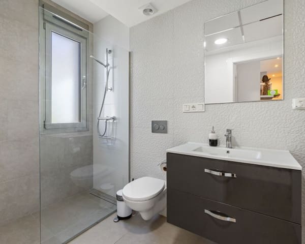 3 makuuhuone Huvila myytävänä paikassa Villamartin, Orihuela mukana uima-altaan - 399 000 € (Ref: 9552143)