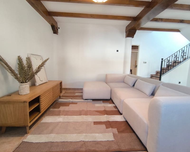 3 quarto Moradia para venda em Villamartin com piscina - 399 900 € (Ref: 9552151)