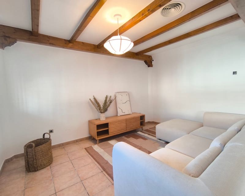 3 quarto Moradia para venda em Villamartin com piscina - 399 900 € (Ref: 9552151)