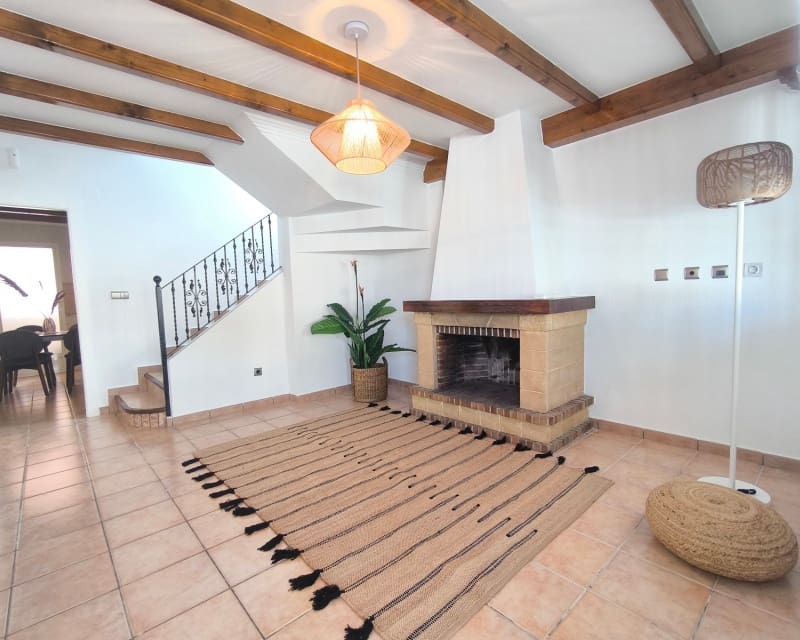 3 quarto Moradia para venda em Villamartin com piscina - 399 900 € (Ref: 9552151)