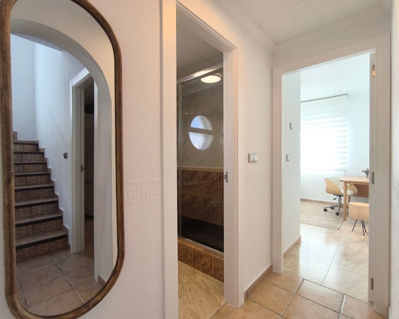 3 quarto Moradia para venda em Villamartin com piscina - 399 900 € (Ref: 9552151)