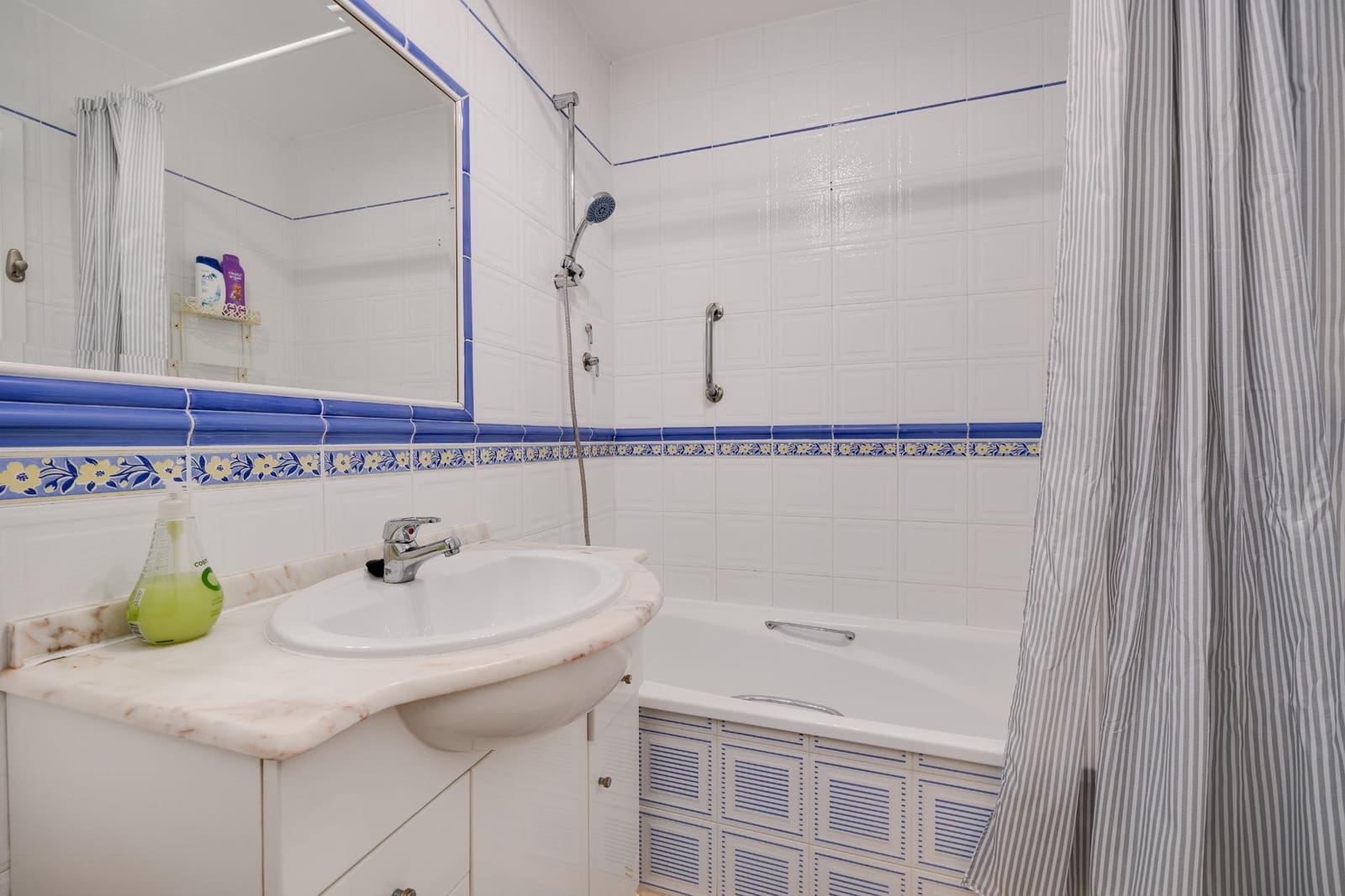 3 slaapkamer Villa te koop in Playa Flamenca met zwembad - € 236.000 (Ref: 9552153)