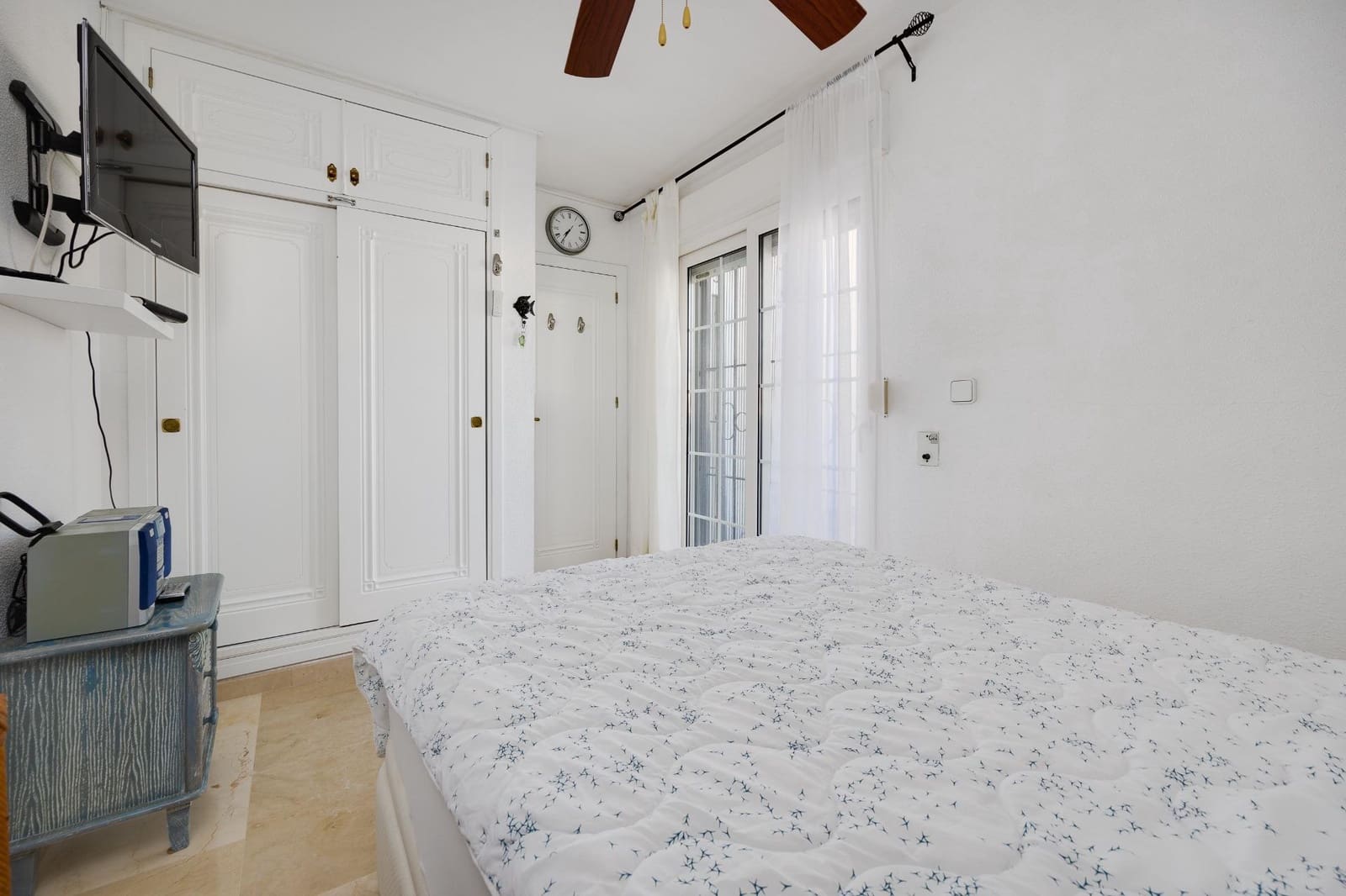 3 slaapkamer Villa te koop in Playa Flamenca met zwembad - € 236.000 (Ref: 9552153)