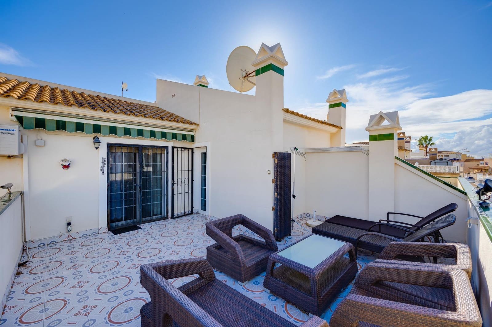 3 slaapkamer Villa te koop in Playa Flamenca met zwembad - € 236.000 (Ref: 9552153)