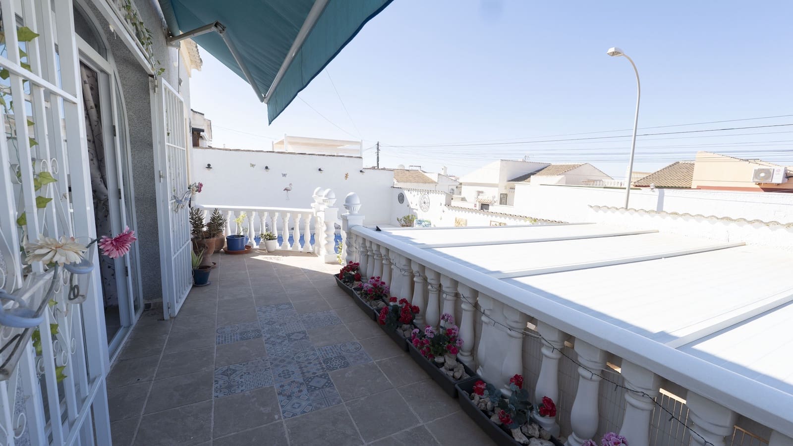 3 bedroom Villa for sale in San Luis with pool - € 335,000 (Ref: 9552154)