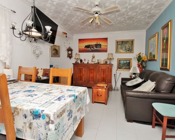 2 Zimmer Villa zu verkaufen in La Siesta, Torrevieja mit Pool - 279.000 € (Ref: 9552161)